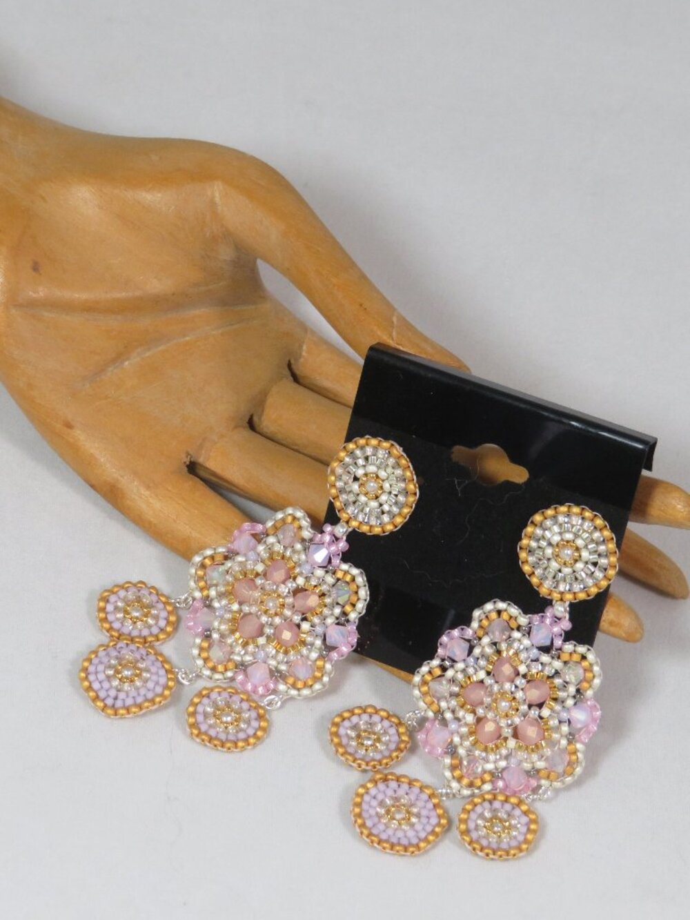 Vintage style opalescent earrings pink